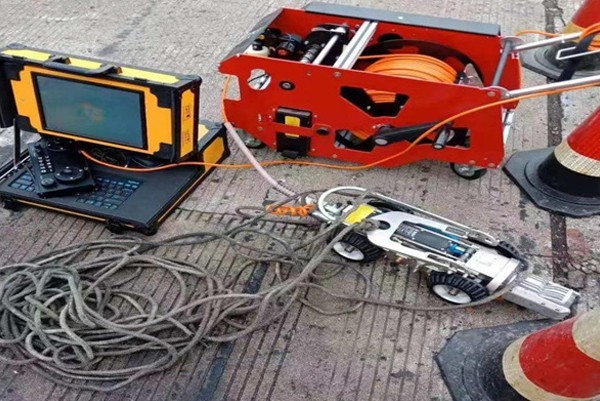 福绵CCTV管道检测机器人