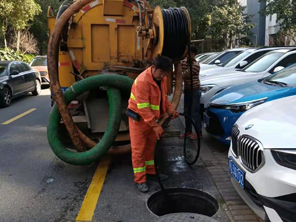 福绵排污管道清淤